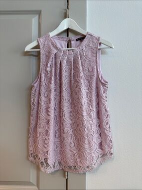Adrianna Papell Light Lavender Lace Pleated Sleeveless Top